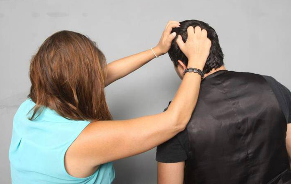 Mujer se expone a 6 años de cárcel por golpear a su pareja - Noticiero Paraguay