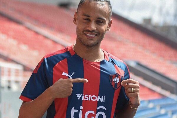 Es oficial: Mateus rescindió contrato con Cerro tras escándalo