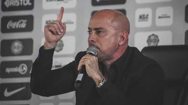 Olimpia se libera de sanción y ya puede contratar - Paraguaype.com