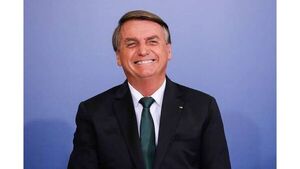 Jair Bolsonaro sanciona ley que regula el mercado de criptomonedas en Brasil - Revista PLUS