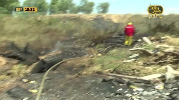 Incendio de pastizal en Costanera Norte - C9N