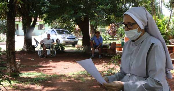 La Nación / Navidad 2022: desde el Hogar San Agustín instan a compartir con los abuelos
