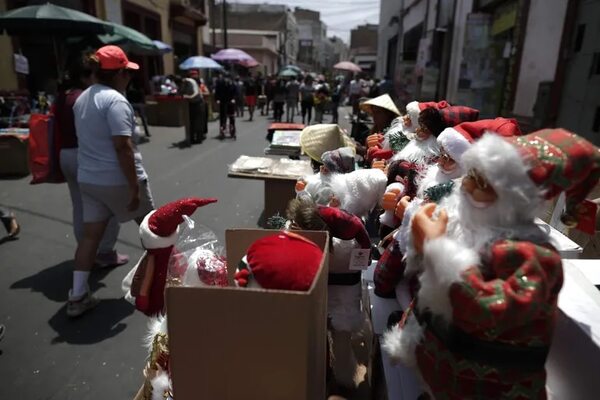 Perú alerta sobre “muñecos llorones” que pueden afectar sistema reproductivo - Mundo - ABC Color
