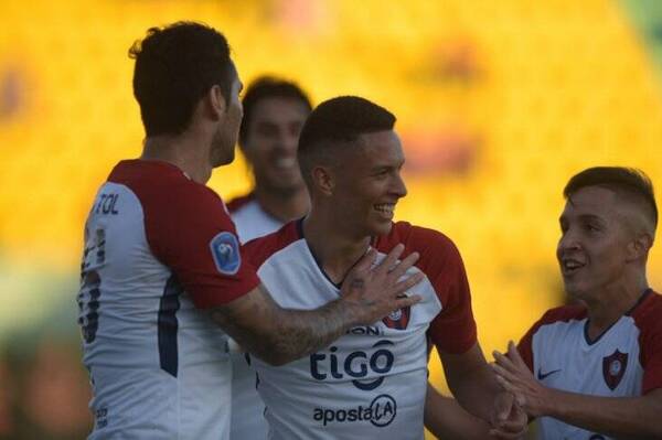“Al firmar la rescisión con Cerro mi hijo salió llorando del club”