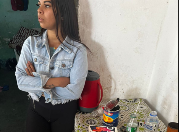 Diario HOY | Detienen a mujer que utilizaba cédulas robadas para obtener créditos