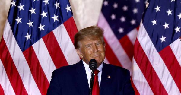 La Nación / Trump no debería ocupar otro cargo