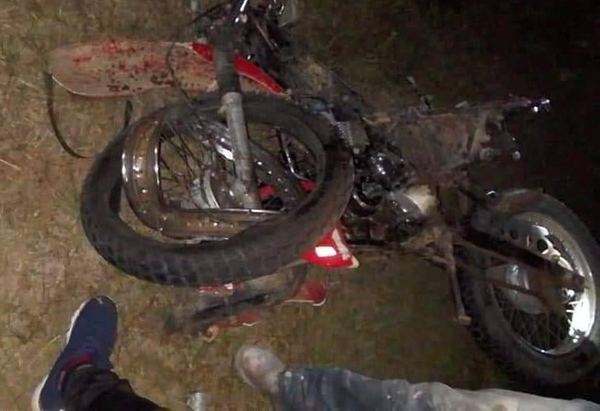 Adelantamiento indebido de camioneta causa muerte de policía en San Pedro - Noticiero Paraguay