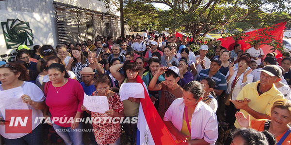 LAMENTAN QUE LOS BONOS DE FIN DE AÑO NO HAYAN SIDO ENTREGADOS ANTES DE LA NAVIDAD - Itapúa Noticias