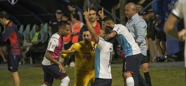 Cerro comunicó oficialmente la salida de su jugador más problemático