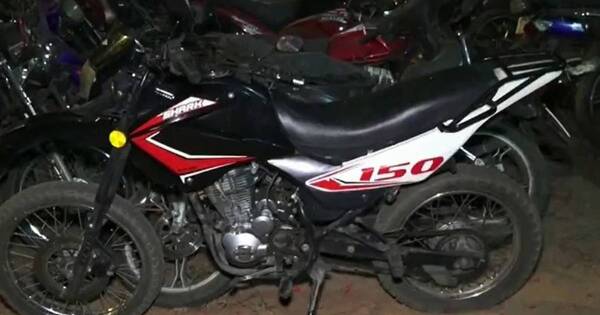 La Nación / Detienen a un hombre por robar una moto a su propio hermano en San Antonio