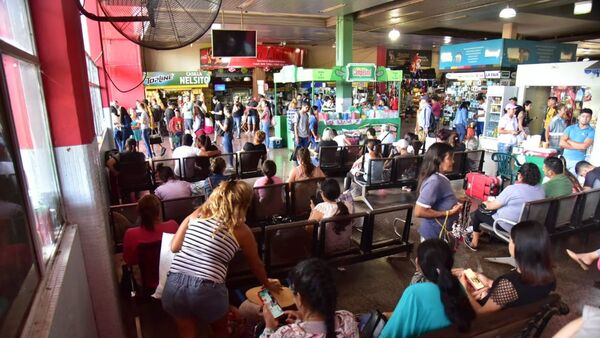 Movimiento en Estación de Buses no cesa y supera cifras de pandemia