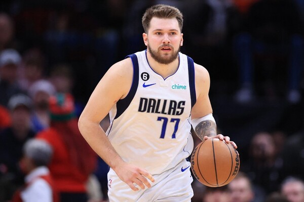 Diario HOY | Un inmenso Doncic guía el triunfo de Mavericks en Houston