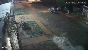 Motochorros balean a hombre que se resistió a asalto en Encarnación