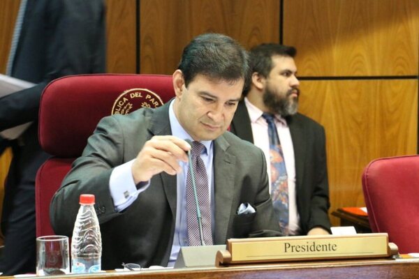 Diario HOY | Dispara a oposición por clamar por desbloqueo y ahora añorar a listas sábanas