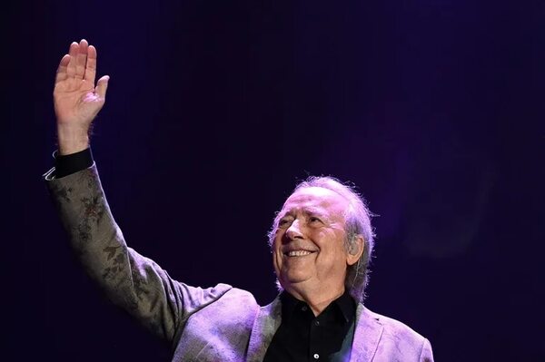 Joan Manuel Serrat da su último adiós a los escenarios, conmovido y feliz - Música - ABC Color