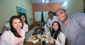 La Nación / Médicos del Hospital de Itauguá lanzaron video de “Dos trocitos de madera”