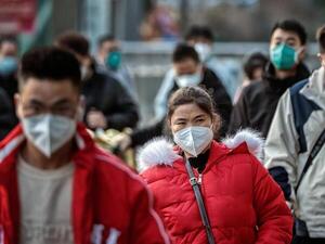 Medio millón de personas se contagian a diario de covid en una ciudad de China, reportan - Unicanal