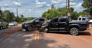 La Nación / Choque vehicular en Capitán Meza involucró al diputado Édgar Ortiz