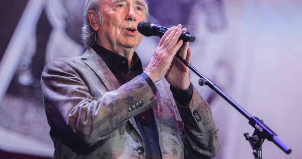La Nación / Joan Manuel Serrat se despidió de los escenarios en Barcelona