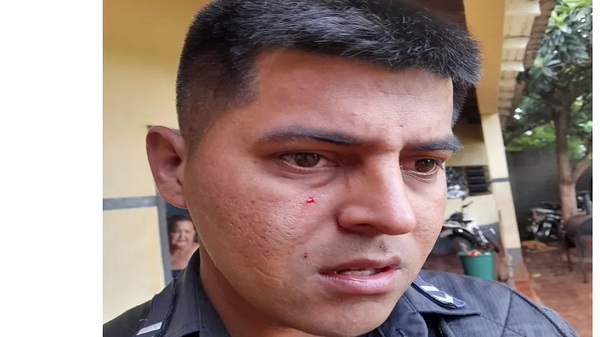 CDE: Detienen a tres personas por supuesta agresión a policía - Paraguaype.com