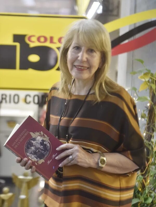 “Los recuerdos de la memoria”, el libro que nació en un árbol de Navidad - Cultura - ABC Color