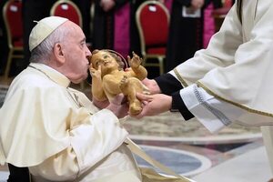 El papa pide que cese la insensata guerra en Ucrania en su mensaje de Navidad - Mundo - ABC Color