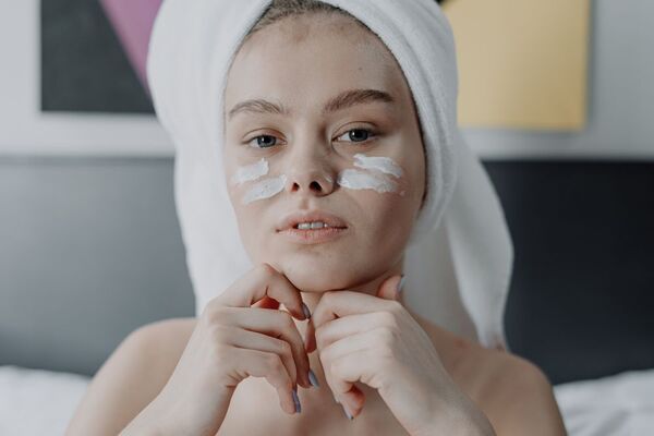 Ritual de toalla caliente para la piel y el cabello