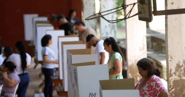La Nación / Cálculo del TSJE de votos liberales confirmaría “descomunal fraude”, dice Amarilla