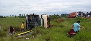 Bus de turismo tumbó en Brasil y hay heridos: viajaban residentes de PJC - Policiales - ABC Color