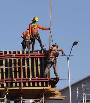 Ministerio formalizó a cerca de 27.000 empresas y poco más de 107.000 trabajadores en cuatro años - .::Agencia IP::.