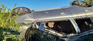 Conductor de un automóvil muere tras vuelco en San Alfredo