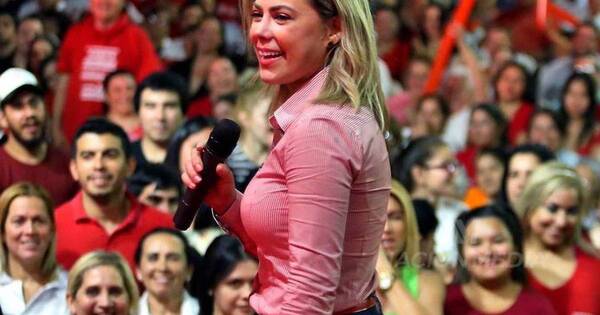 La Nación / “La educación debe basarse en lo científico y no en lo ideológico”