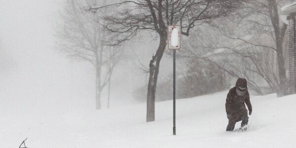 FUERTES NEVADAS Y VIENTOS POLARES EN EEUU DEJAN 26 MUERTOS EN NAVIDAD - Itapúa Noticias