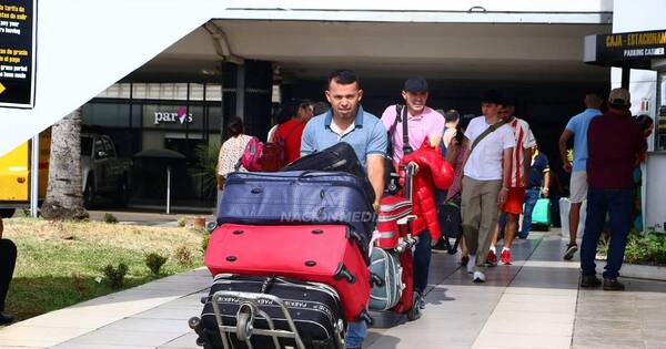 La Nación / Movimiento aeroportuario aumenta 50% frente al 2021