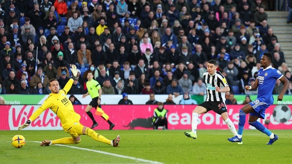 Lo hizo otra vez: Almirón vuelve a convertir para el Newcastle - Paraguaype.com