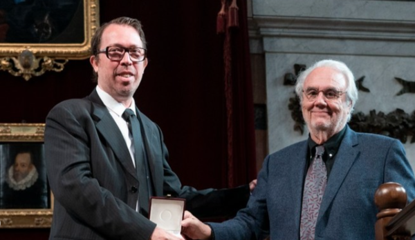 Diario HOY | Marcelo Martinessi, premio Borau - RAE