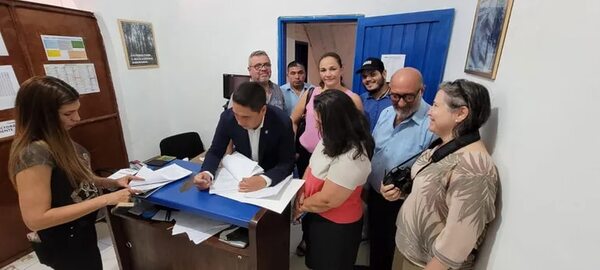 Eduardo Nakyama presenta pedido de nulidad de las elecciones del 18 de diciembre - Política - ABC Color