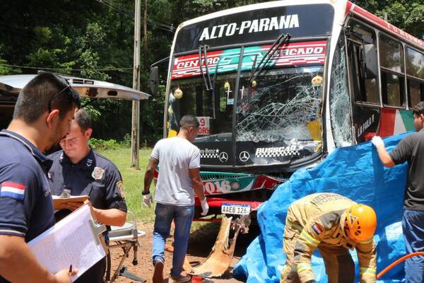 En CDE mueren un adulto y un niño en accidente sobre Avda. San Blas del km 10