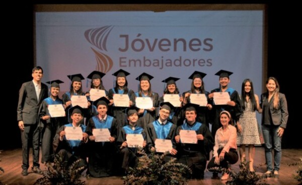 Jóvenes embajadoes cerró el año con 12 proyectos comunitario