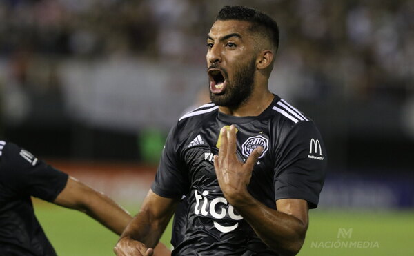 Maximiliano Olivera, el lateral izquierdo apuntado por Olimpia