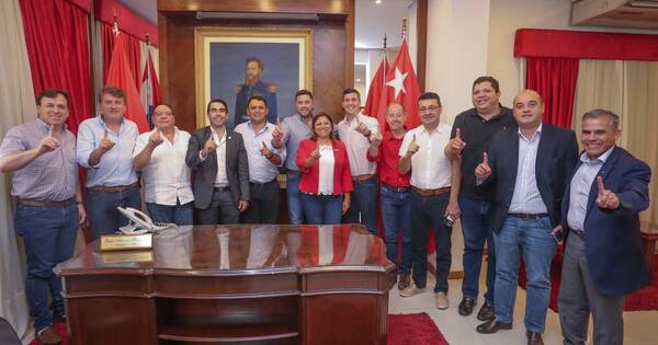 La Nación / “Nos hemos comprometido a trabajar por la Lista 1″, adelanta Marcelo Soto