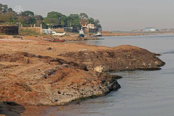 Las aguas del río Paraguay están a solo 2 centímetros del cero hidrométrico