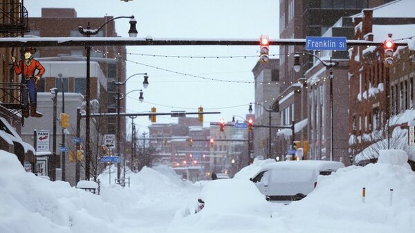 Nueva York solicita la declaración de zona catastrófica tras una fuerte tormenta invernal