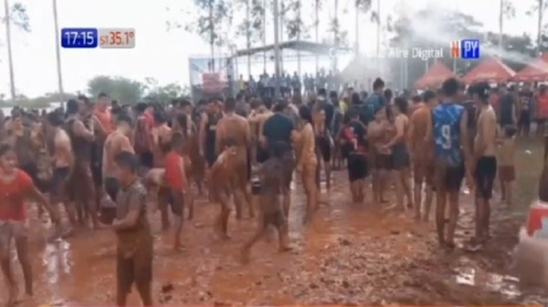 10.000 personas en fiesta del Tujú de Nueva Londres - Paraguaype.com