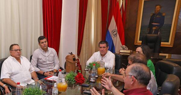 La Nación / Cartes encabezó reunión técnica