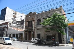 Origen desconocido de dinero obligó a banco a cancelar depósitos en efectivo a clan Fretes - Política - ABC Color