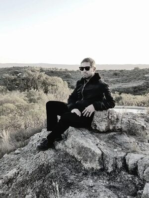 “Chirola” Ruiz Díaz: “El único lugar que realmente habitamos es nuestra cabeza” - Música - ABC Color