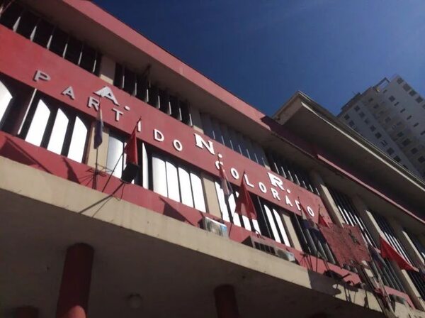 ANR: titular de TEP “no cree” que financiación de Cartes a candidatos sea “fuera del sistema de control” - Política - ABC Color