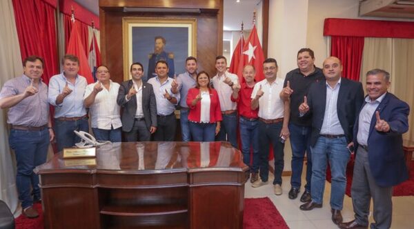 Honor Colorado y Fuerza Republicana se reunieron: “Hay muy buen ambiente de unidad”