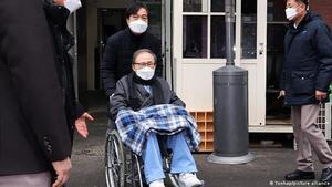 Corea del Sur indulta a expresidente Lee condenado por corrupción